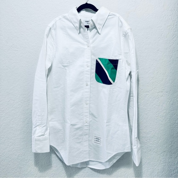 THOM BROWNE STRIPE POCKET POINT COLLAR BUTTON DOWN - Picture 2 of 15
